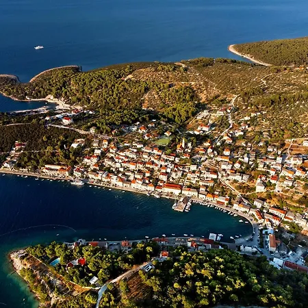 Ada 1 * Povlja (Brac)