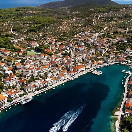 Ada 1 * Povlja (Brac)