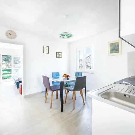 Ada 1 Apartamento Povlja (Brac)